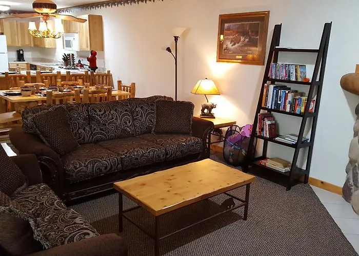 2br Rustic * Utica